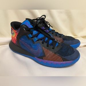 Nike Kyrie Flytrap 5 Tranquility Boys Basketball Sneakers Shoes Size 6.5Y